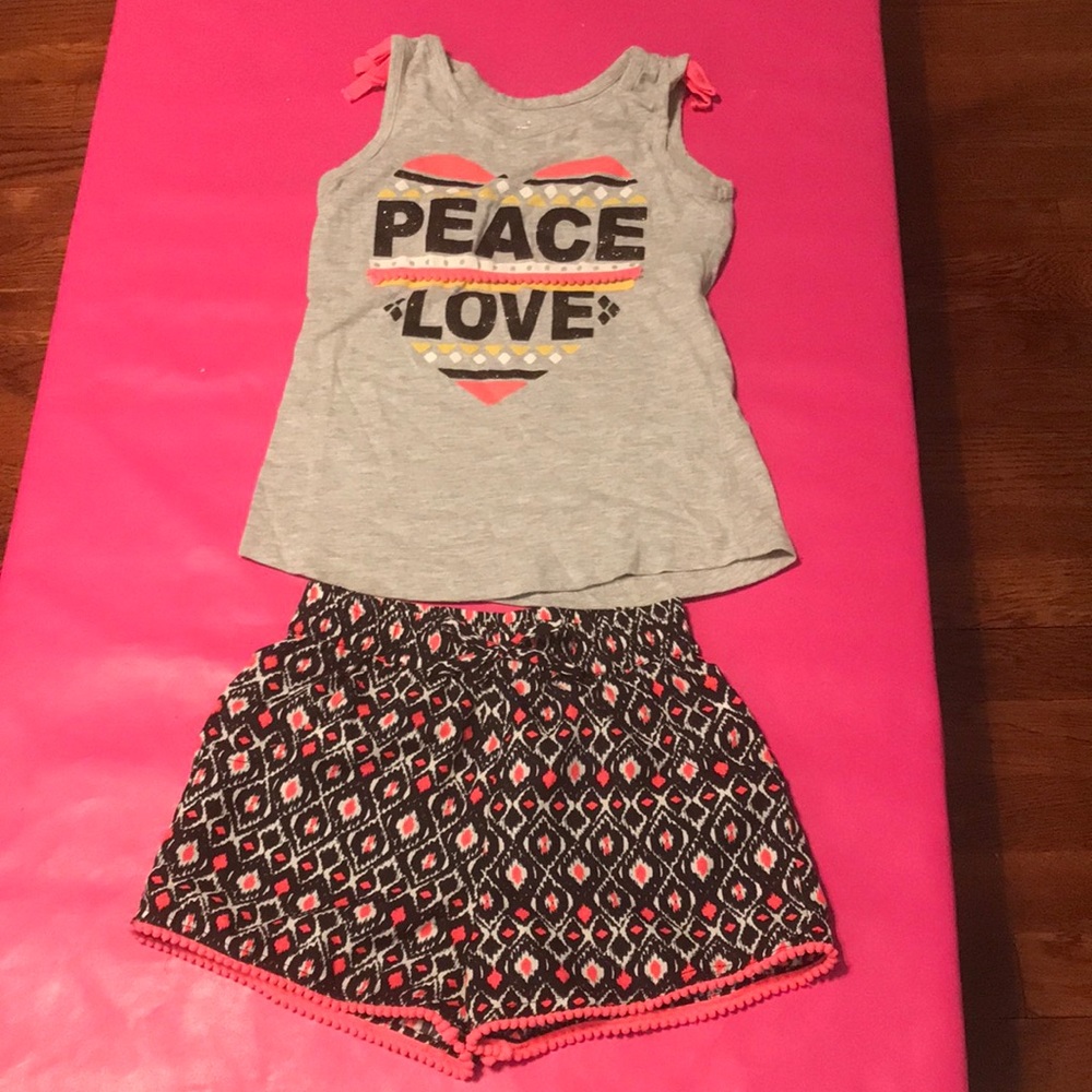 TANK TOP AND SHORTS SET